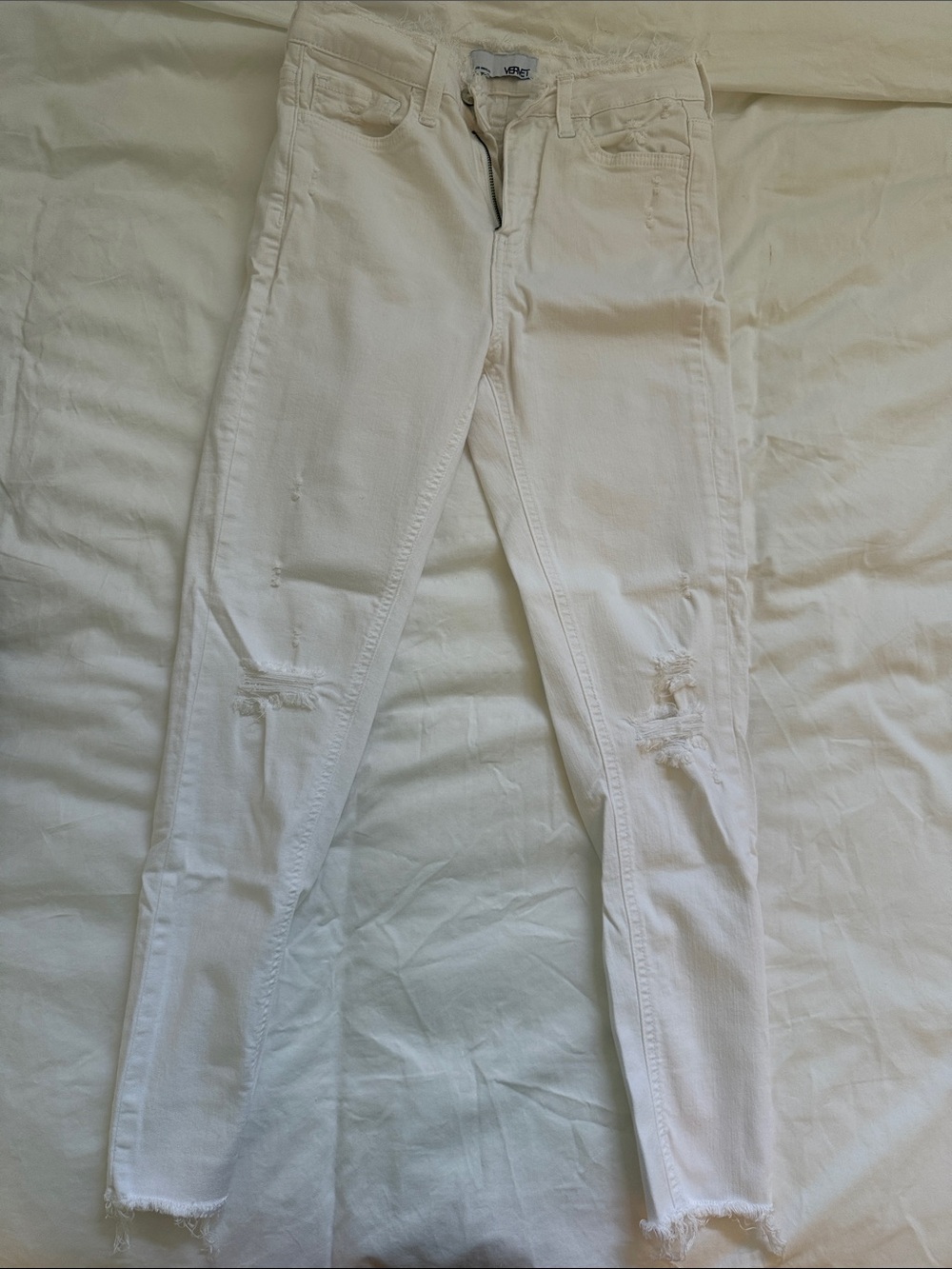 VERVET BY FLYING MONKEY White Distressed Skinny Jeans